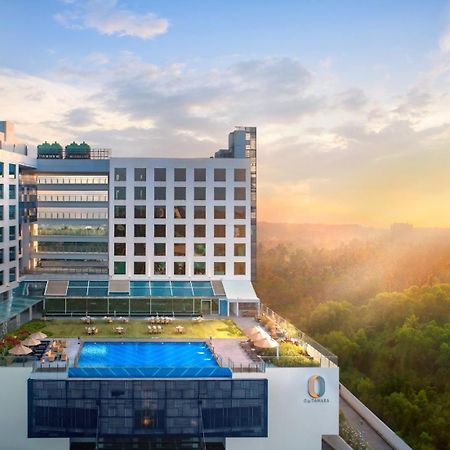 O By Tamara, Trivandrum Thiruvananthapuram Eksteriør billede The hotel's rooftop pool