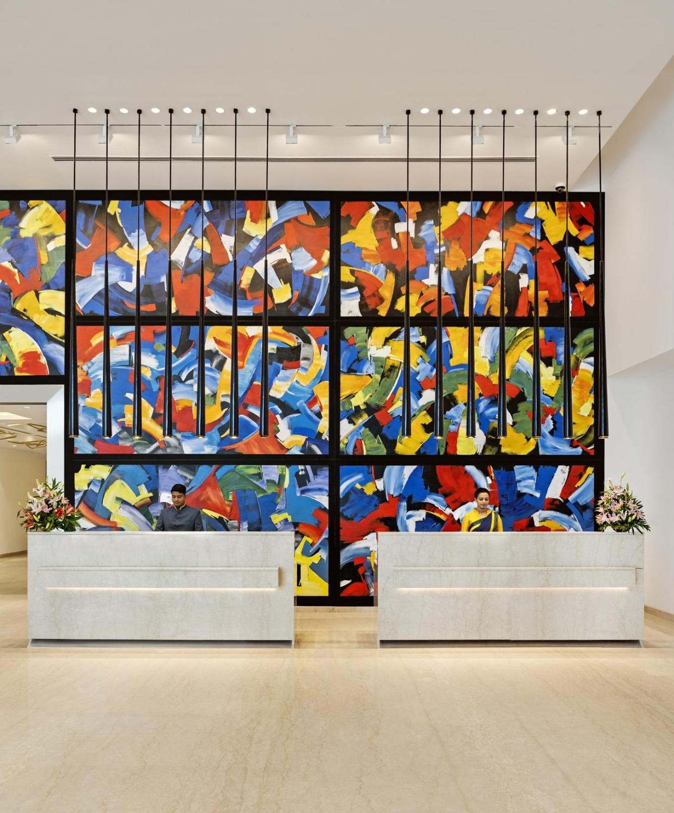 O By Tamara, Trivandrum Thiruvananthapuram Eksteriør billede The lobby of the InterContinental Hotel, Berlin